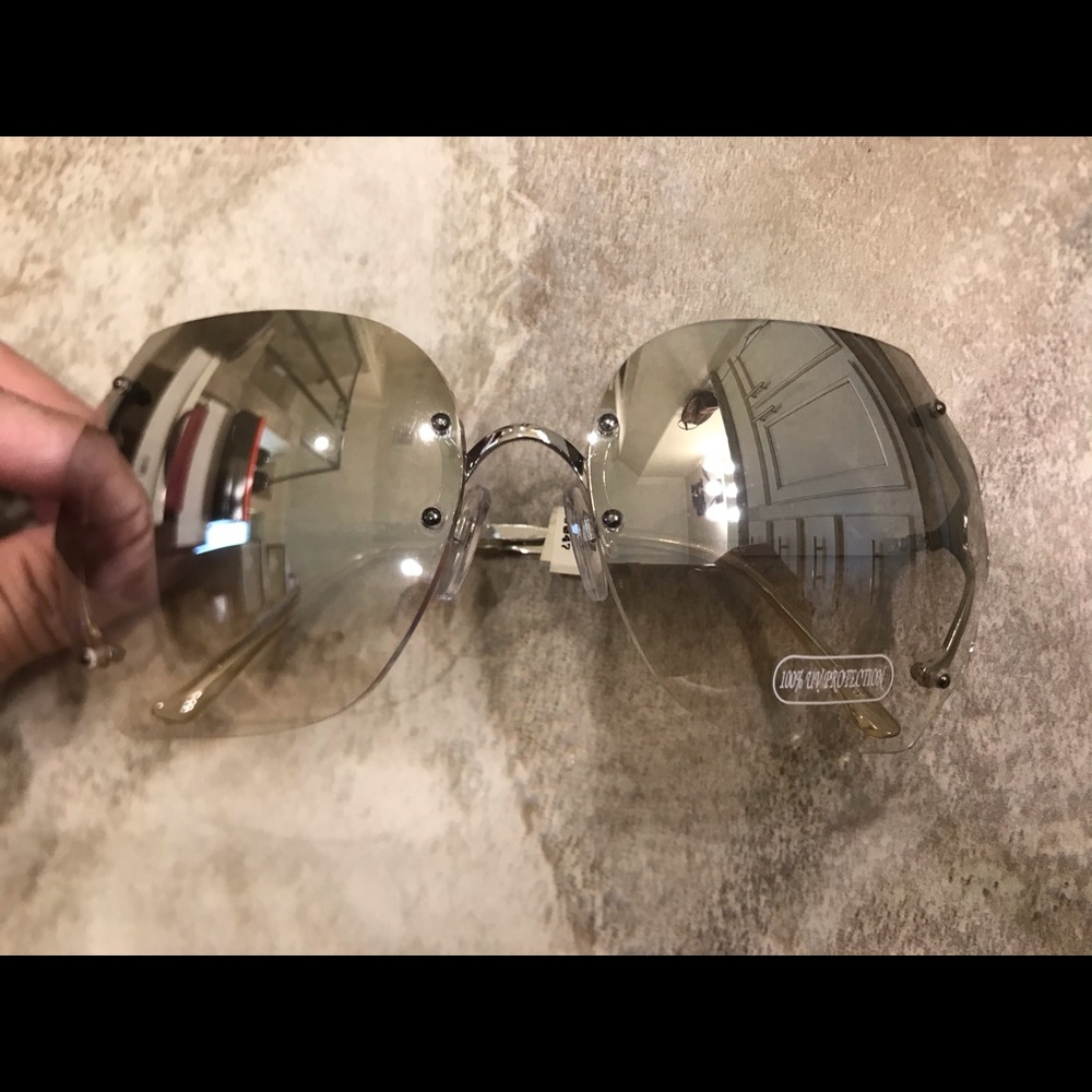 Frameless Sunglasses Light Tint